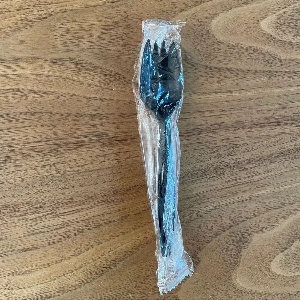 NIP sealed plastic cutlery